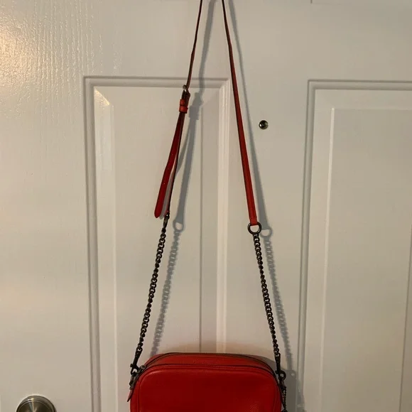 Coach - Picture 2 of 3